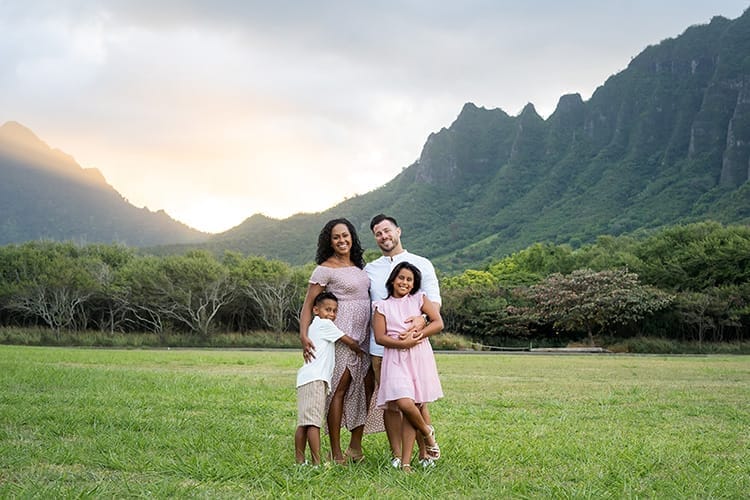 Award-Winning Family Oahu Photographer